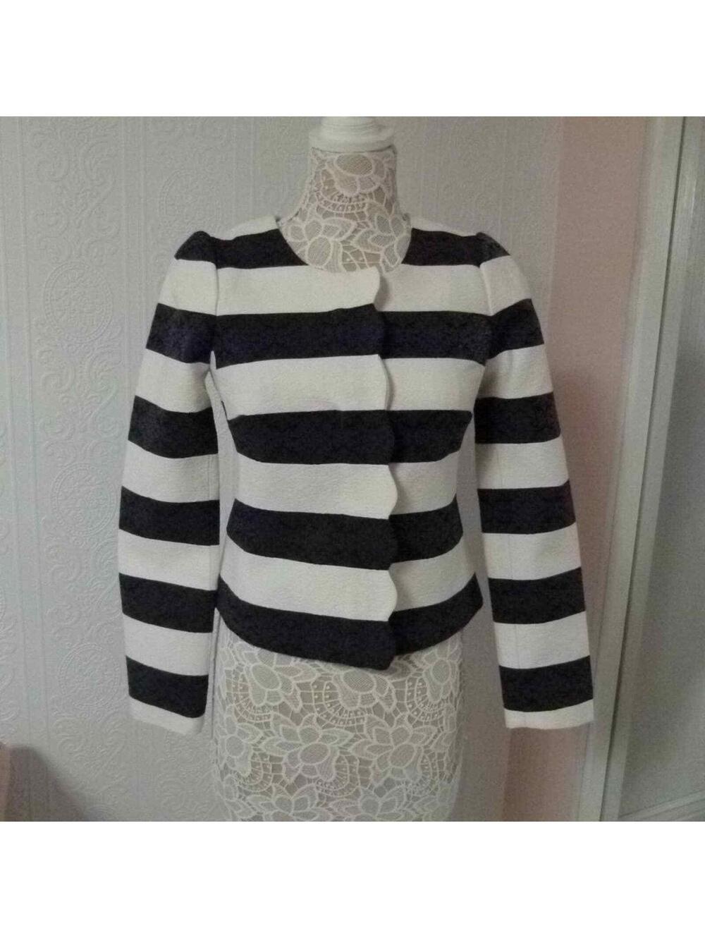 NWT Banana Republic Scalloped cropped Blazer jacket blue white